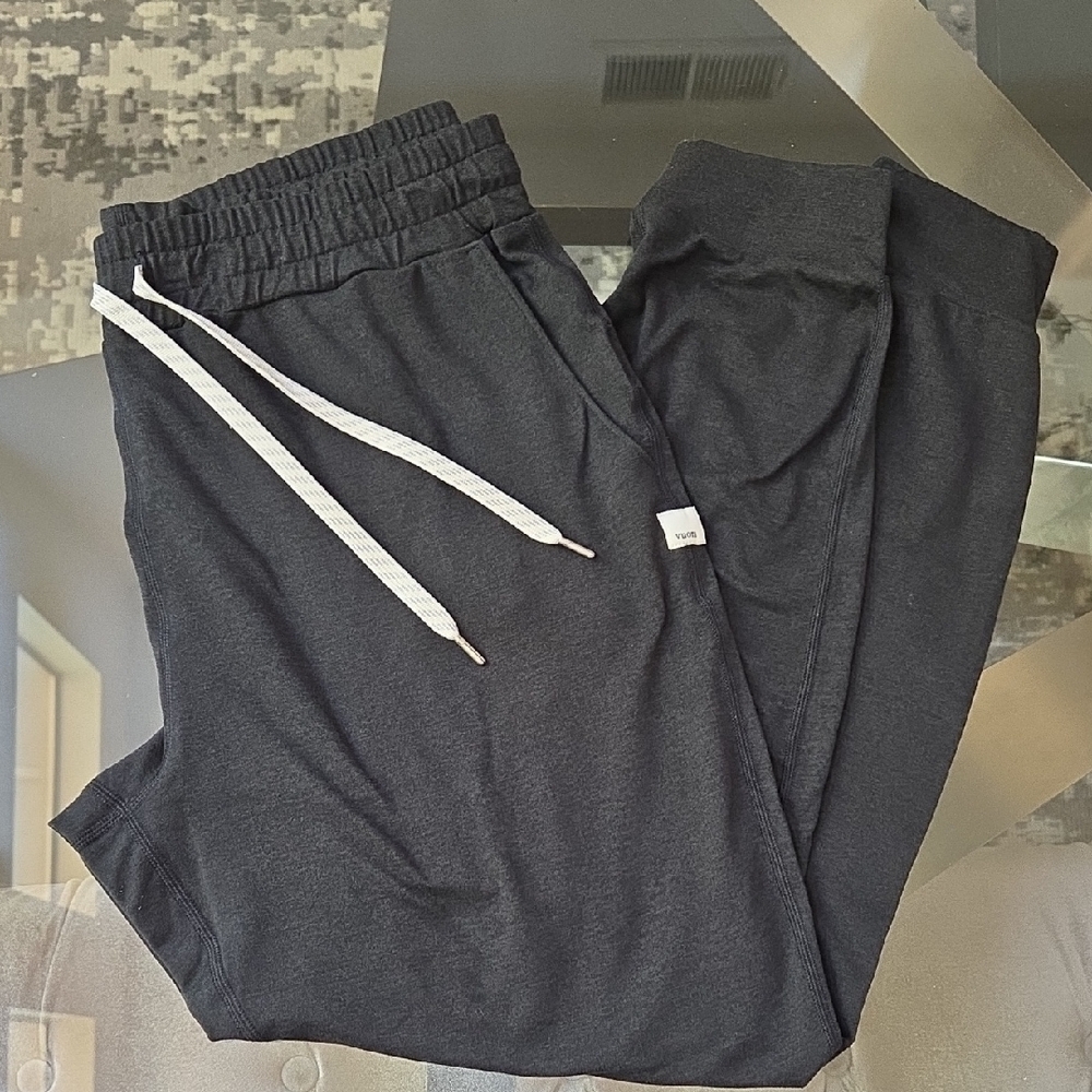 Vuori Womens Jogger Black Heather Sz M